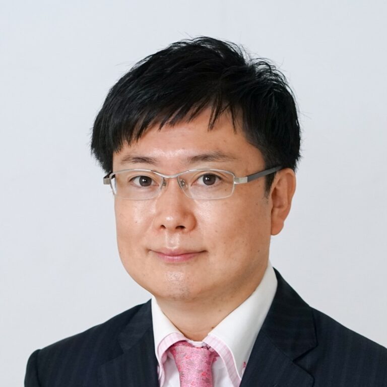 未来を見据える目、寄り添う心。あなたの企業を次のステージへ。